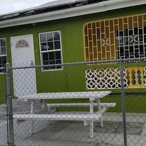 Apartment Spacious Colonial